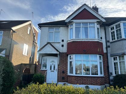 3 Bed Semi-Detached House, Waverley Gardens, NW10