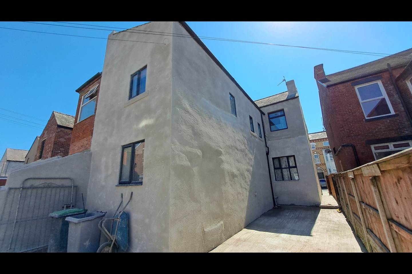 Blackpool - 6 Bed End Terrace, Withnell Road, FY4 - To Rent Now for £ ...