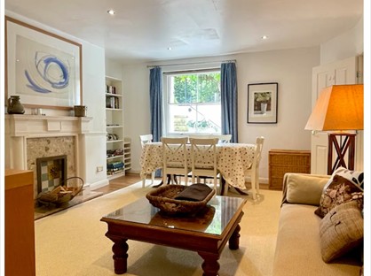 2 Bed Flat, Maze Hill Entrance, SE3