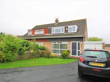 3 Bed Semi-Detached House, Ravenhead Drive, BS14