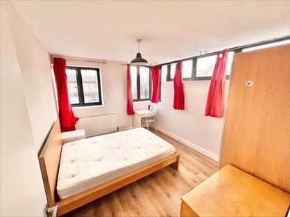 Room in a Shared House, John Maurice Close, SE17