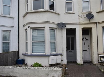 2 Bed Flat, East Street, SS2