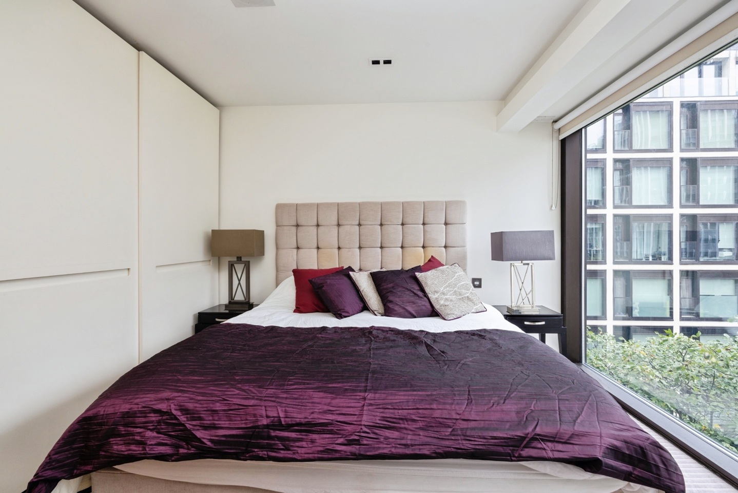 1 Bed Flat, Roman House, EC2Y photo 2
