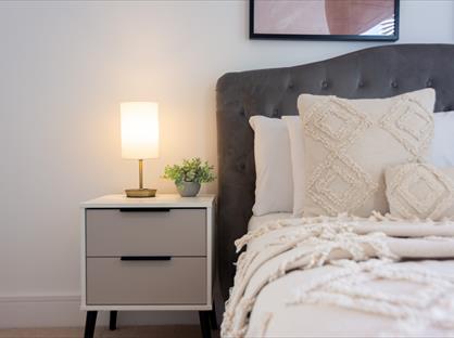 1 Bed Flat, Maine Tower, E14