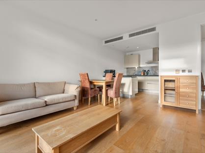 1 Bed Flat, Hepworth Court, SW1W