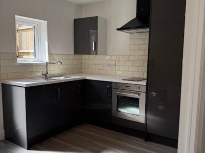 Studio Flat, Vectis House, PO40