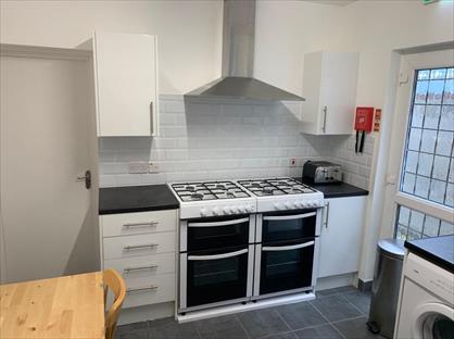 Room in a Shared House, Pier Road, DA11