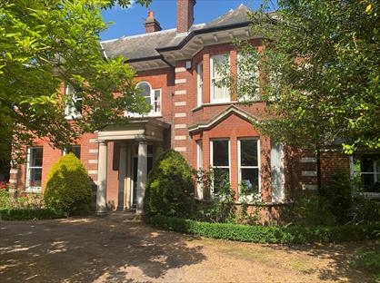 5 Bed Detached House, Canterbury Road, ME13