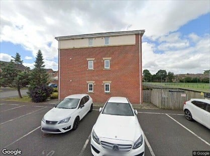 2 Bed Flat, Watermans Walk, CA1