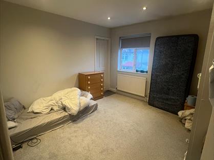 Room in a Shared House, Cranleigh Gardens, SM1