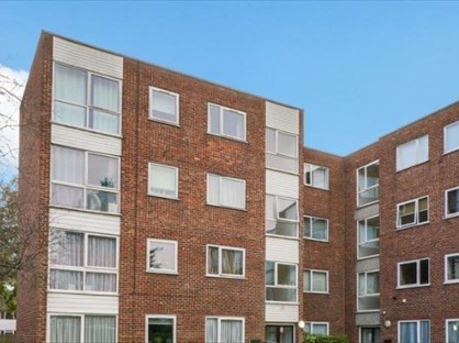 1 Bed Flat, Staines Road West, TW16