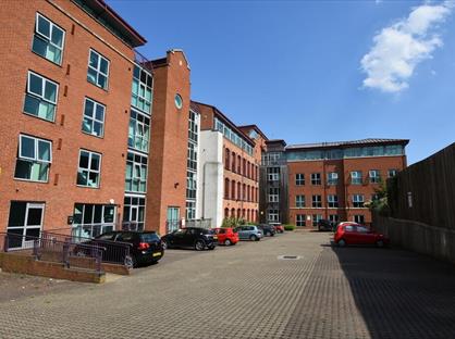 2 Bed Flat, Portland Square, NG7