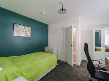 Room in a Shared House, Centenary Road, CV4