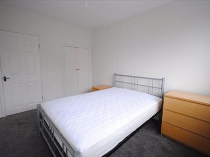 Room in a Shared Flat, Wilmslow Road, M14