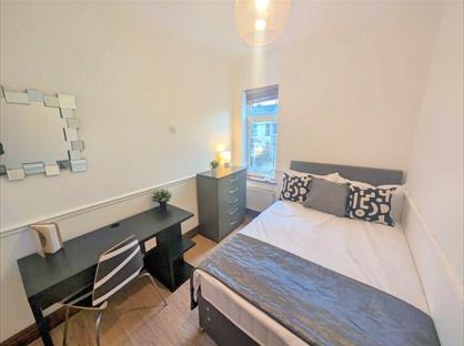 Room in a Shared House, Poplar Avenue, B17