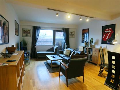 2 Bed Semi-Detached House, George Leigh Street, M4
