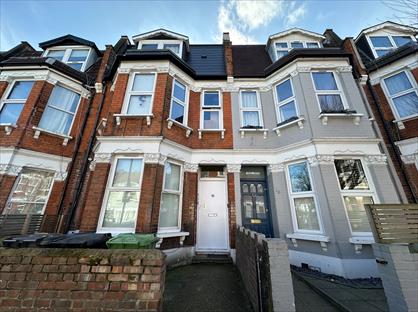 Studio Flat, Hampden Road, N8