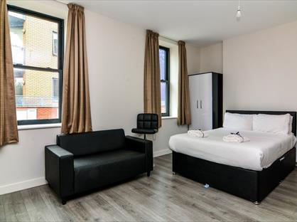 Studio Flat, Manilla Street, E14