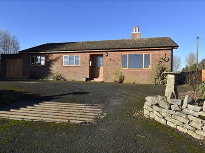 3 Bed Bungalow, Plas-Lyn, SY7