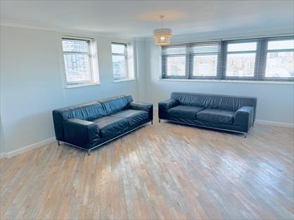 3 Bed Flat, Kennet Street, RG1