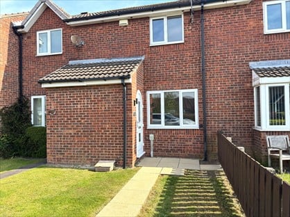 2 Bed Terraced House, Brevere Road, HU12