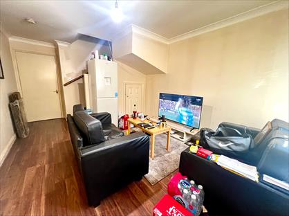 2 Bed Detached House, Marine Drive, IG11