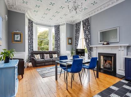 2 Bed Flat, Priestfield Road, EH16