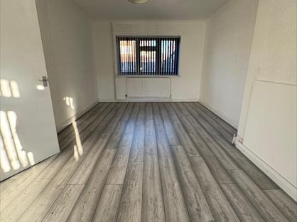3 Bed Terraced House, Lavender Rise, UB7