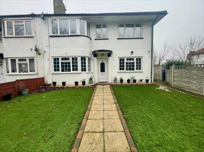 2 Bed Maisonette, Costons Lane, UB6