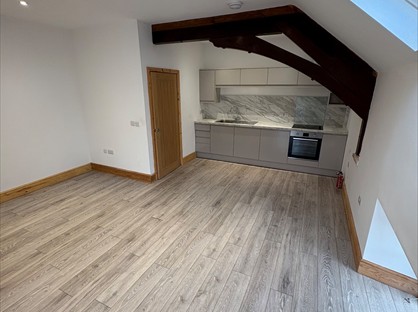 1 Bed Flat, Capel Moriah, LL21