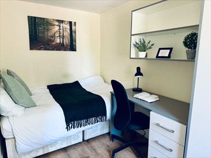 Room in a Shared House, Pield Heath Road, UB8
