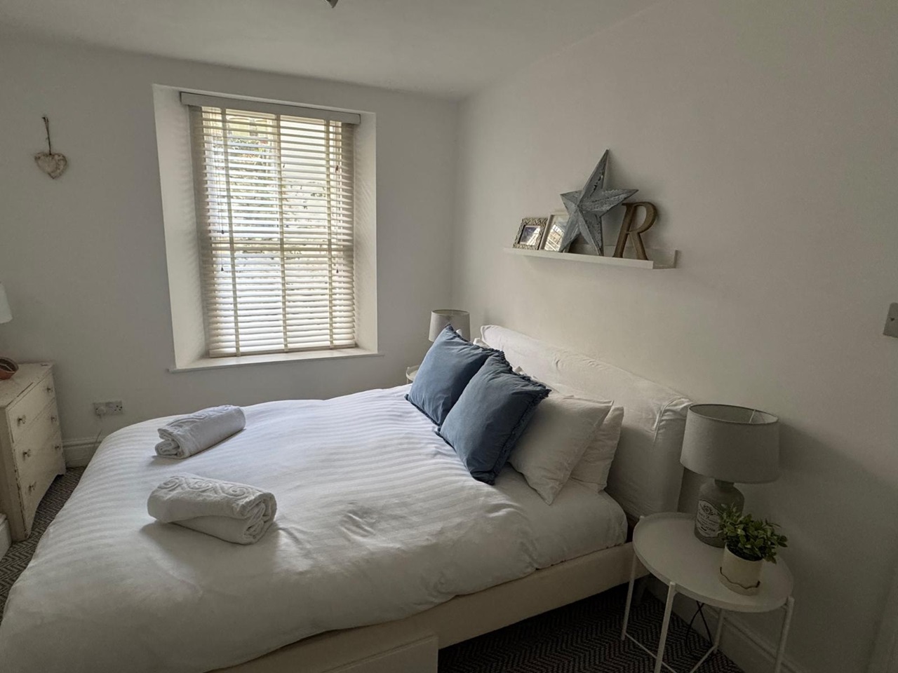 2 Bed Flat, St. Pauls Road, BS8 photo 3