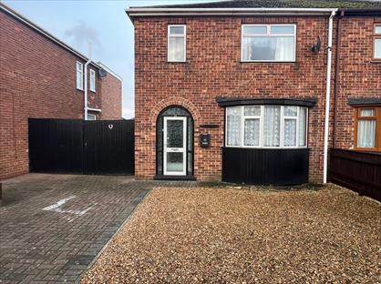 3 Bed Semi-Detached House, Windsor Drive, PE2