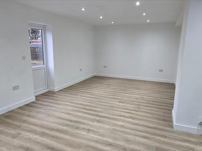 3 Bed Terraced House, Halesworth Road, RM3