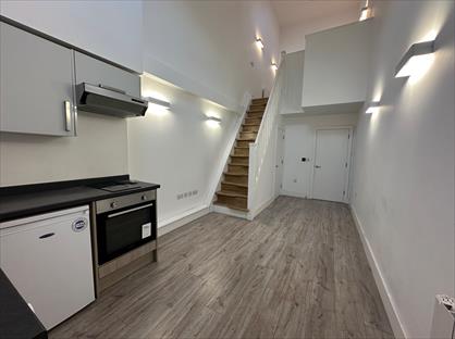 1 Bed Flat, Ravensdale Industrial Estate, N16