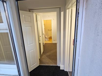 1 Bed Flat, Milton Road, SN1