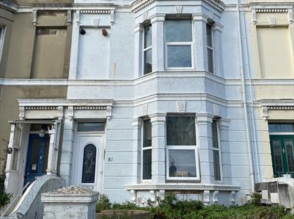 1 Bed Flat, Queens Park Road, BN2