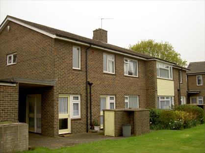 2 Bed Flat, Beechwood Court, PO21