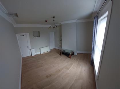 Studio Flat, Castle Walk, PR8