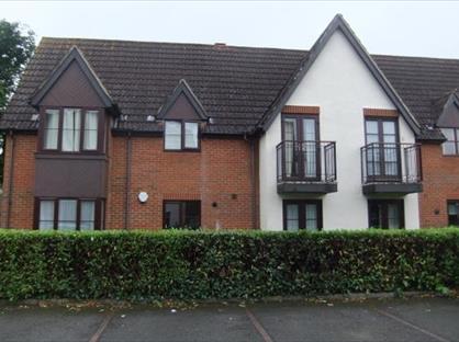 1 Bed Flat, Southern Hill, RG1
