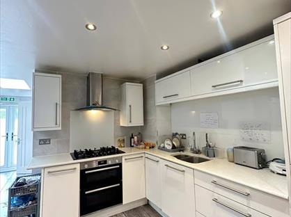 Room in a Shared House, Norbury Avenue, CR7