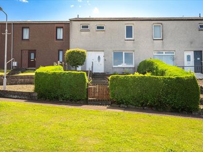 3 Bed Terraced House, Young Court, DD6