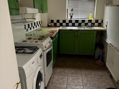 3 Bed End Terrace, Bushbury Lane, WV10
