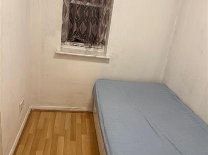 Room in a Shared House, Burndell Way, UB4