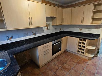 3 Bed Terraced House, Harvey Close, SR8