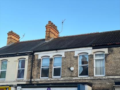 1 Bed Flat, Brook Street, YO8