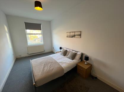 Room in a Shared Flat, Queen Street, DN22