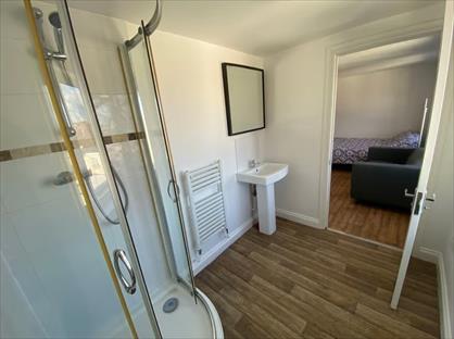 Studio Flat, Haydon Street, SN1