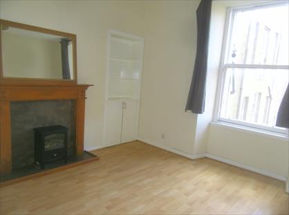 1 Bed Flat, Central, DD3