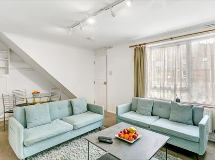 4 Bed Terraced House, Maplehurst Road, PO19